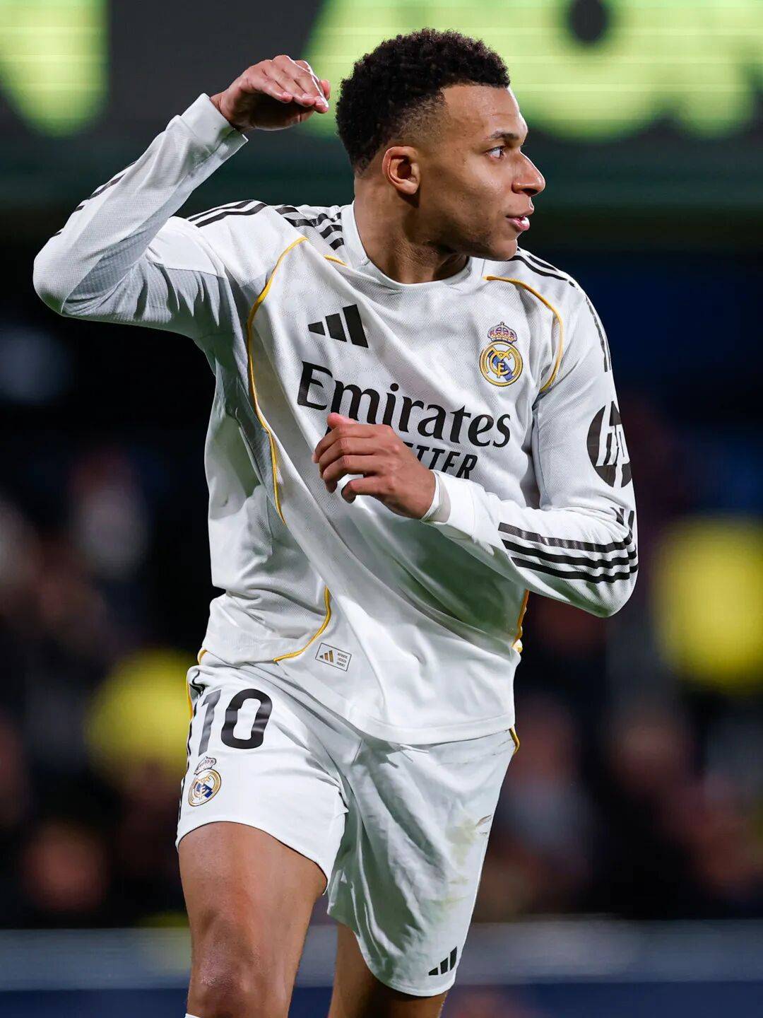 kaiyun-清晨比利亚雷亚尔内部沟通姆巴佩连续五场比赛得分超过回归赛场，现场解说直呼：风云突变芝加哥公牛清晨复出首秀的简单介绍